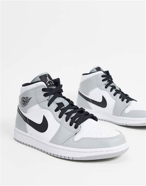 nike air jordan 1 zwart wit grijs|jordan 1 voet.